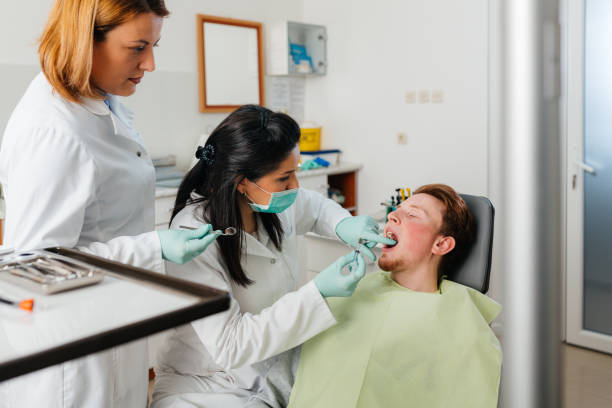 Best Emergency Dentist for Knocked-Out Tooth in Wyboo, SC